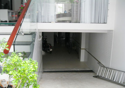 Nếu ngôi nhà có tầng hầm thì hãy cố gắng bằng mọi cách tạo điều kiện để ánh sáng tự nhiên được chiếu vào kiến thức xây nhà