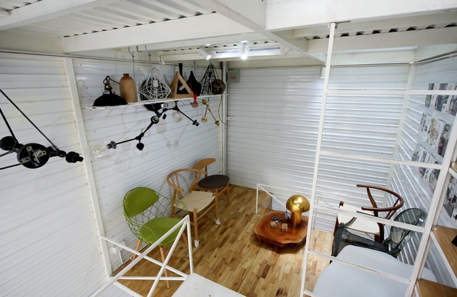 Nhà 10m2 có thiết kế không dùng viên gạch nào ở Hà Nội6 Thiết kế mang đến một không gian mộc mạc