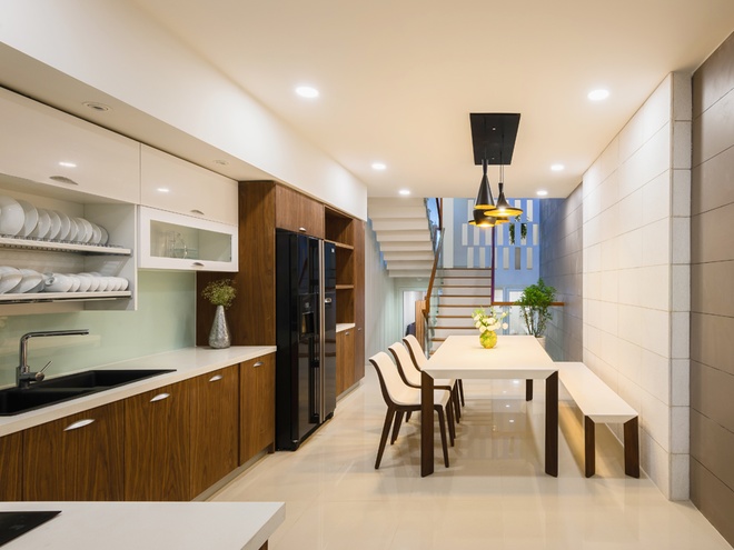 Thiết kế nhà ống ở Sài Gòn có bể bơi tiện nghi như khu nghỉ dưỡng8 Thiết kế nội thất đơn giản