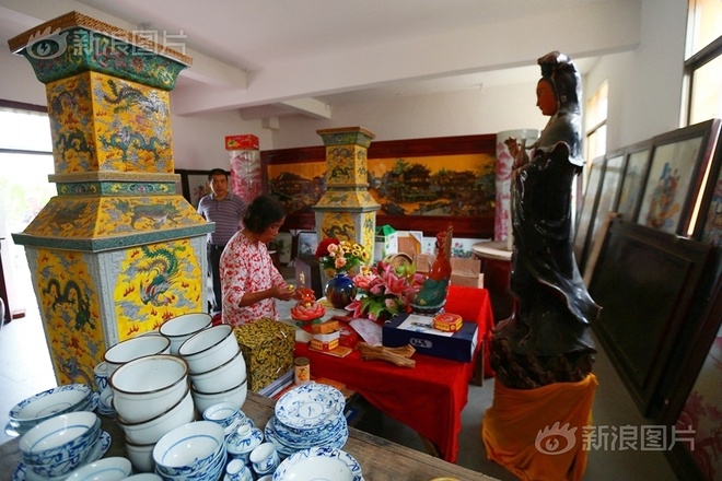 Lâu đài gốm sứ của cụ bà 86 tuổi ở Trung Quốc3 bảo tàng riêng để trưng bày những tác phẩm gốm sứ