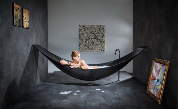 Mẫu bồn tắm được thiết kế theo hình chiếc võng Bồn tắm
