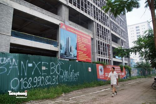 Công trình nằm trên đường Võ Chí Công (quận Tây Hồ), đây được coi là khu liên cơ quan hành chính đầu tiên của Hà Nội. Con đường dẫn lên cầu Nhật Tân và ra sân bay Nội Bài rất thuận tiện Kiến trúc đẹp