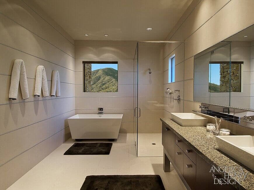 Phòng tắm nổi bật với những tấm đá granite phòng tắm hài hòa