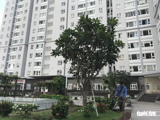 Quyền lợi của nhà đầu tư và khách hàng sẽ bi ảnh hưởng nếu thời gian hoàn thiện thủ tục và xây dựng ở các dự án bất động sản bị kéo dài. Ảnh: Trần Mạnh thời hạn sử dụng đất