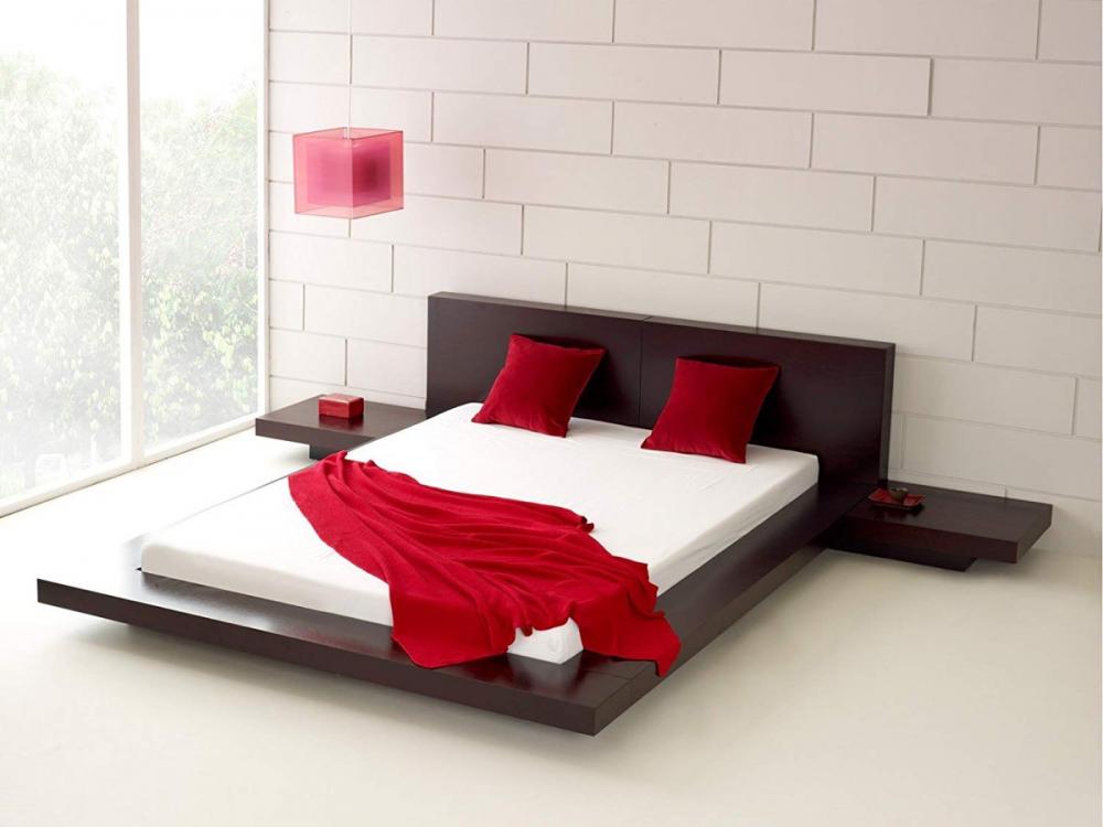Mẫu giường có tên Kingsize này đánh mạnh vào thị giác. Sắc đỏ của nó rất thích hợp với những cặp đôi mới cưới hoặc những người cá tính. Mẫu giường có tên Kingsize