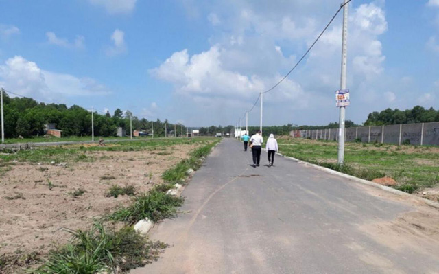 Cả Hà Nội và Tp.HCM đều ghi nhận sự chững lại của thị trường đất nền do khan hiếm nguồn cung. Ảnh minh họa đất nền chững